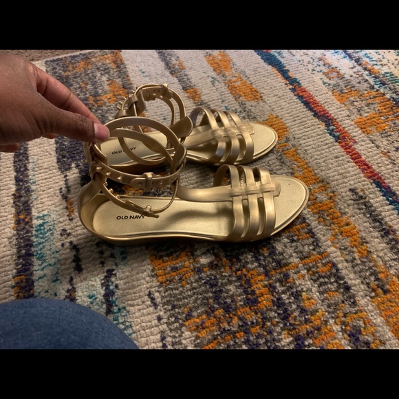 Sandals - Picture 2 of 4